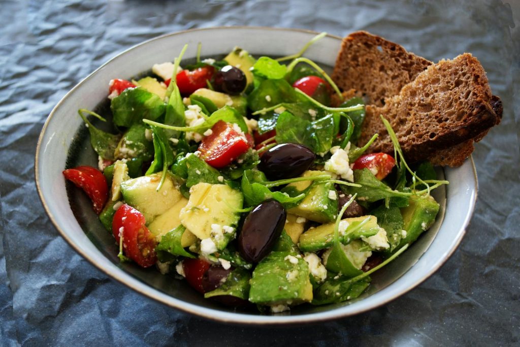 Surefire diet and exercise results with a vegetable salad and wheat bread